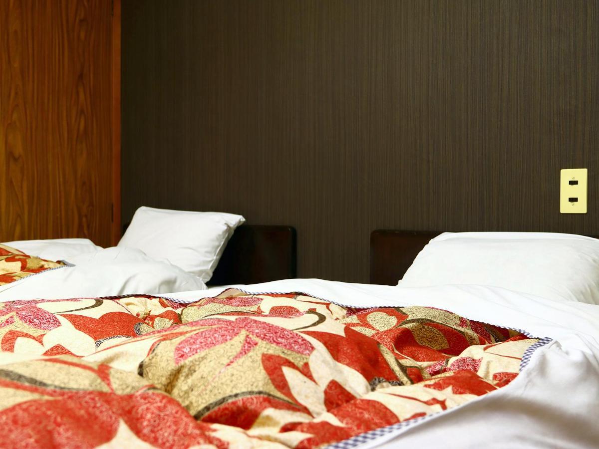 Hotel New Bernina Nagano Exterior photo