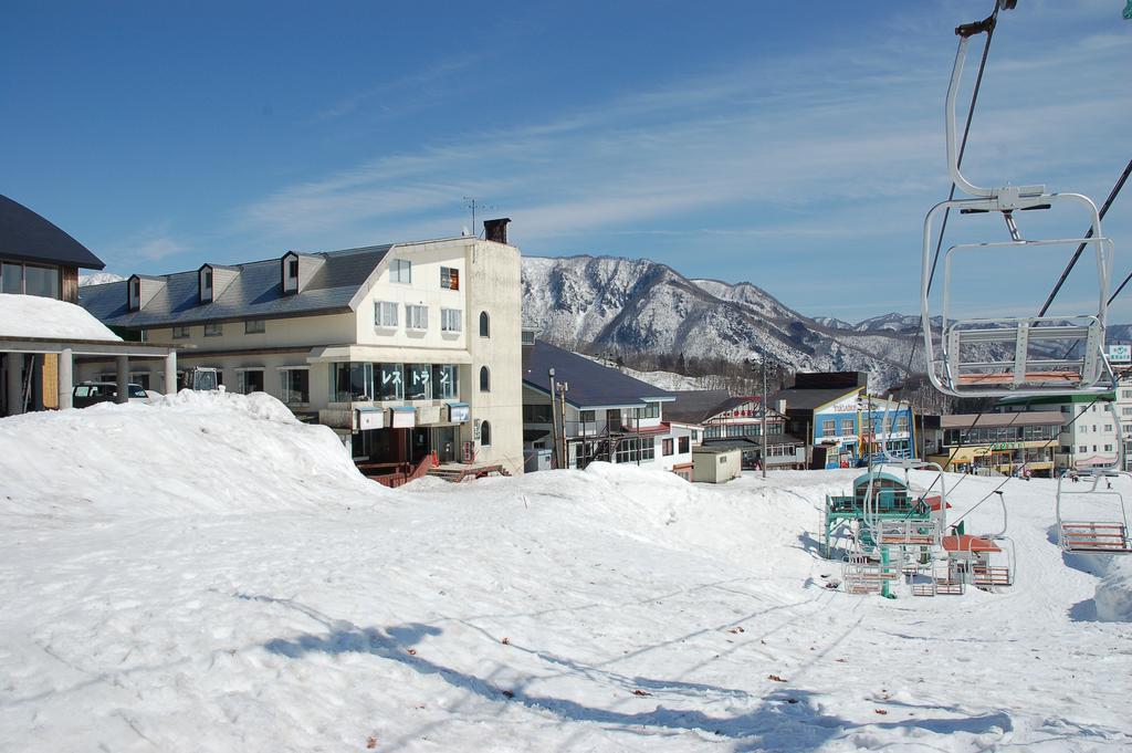 Hotel New Bernina Nagano Exterior photo