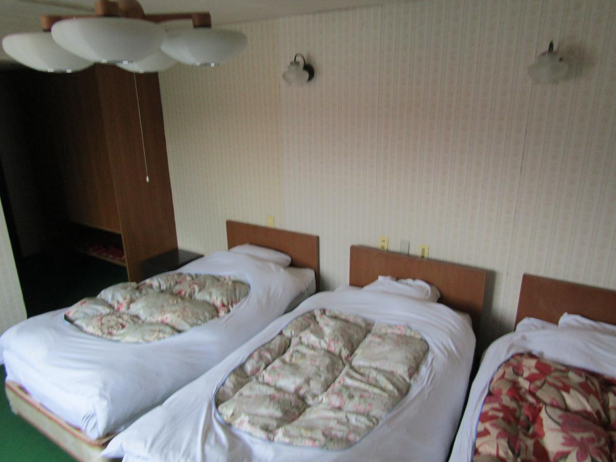 Hotel New Bernina Nagano Exterior photo