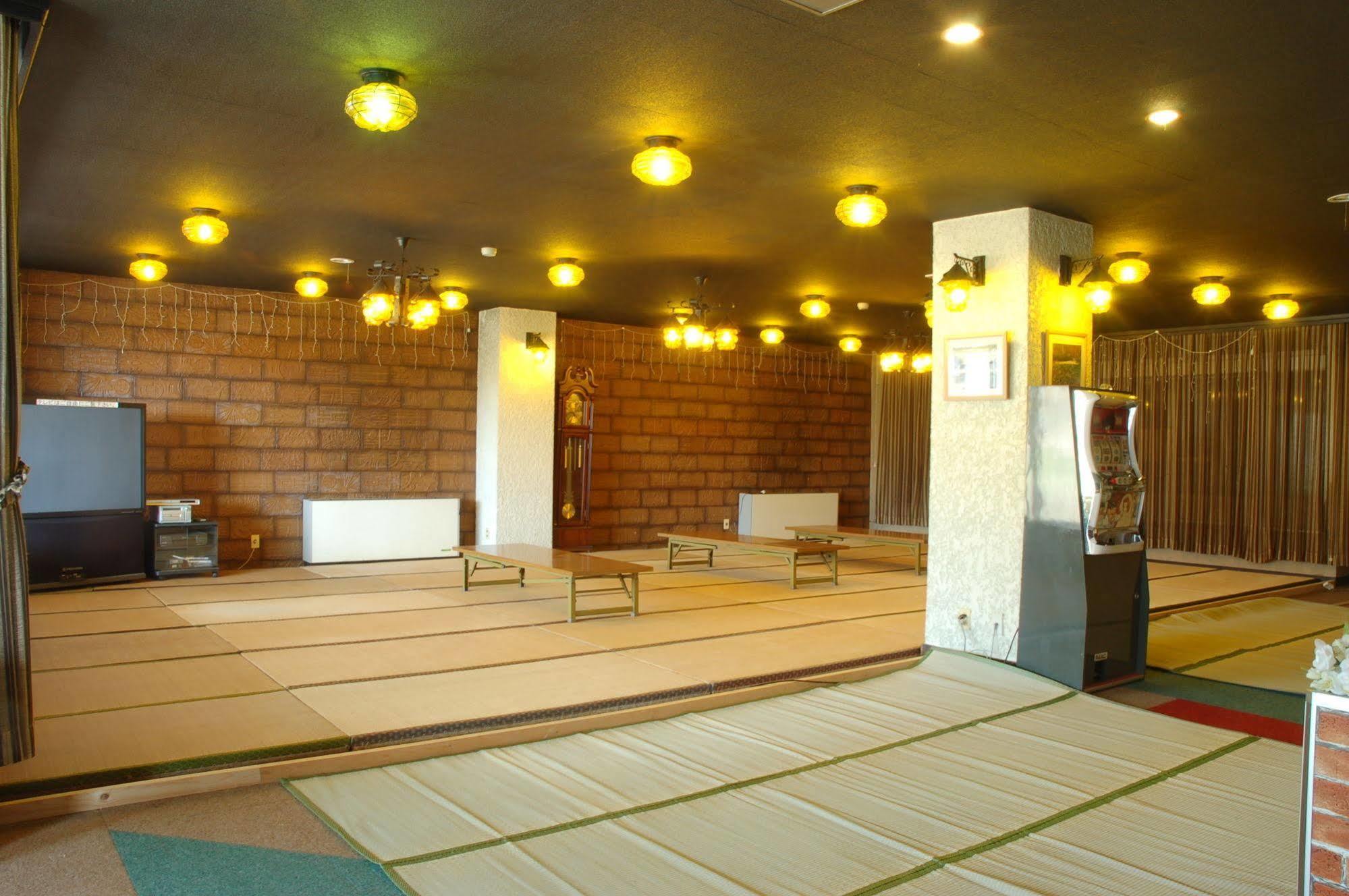 Hotel New Bernina Nagano Exterior photo
